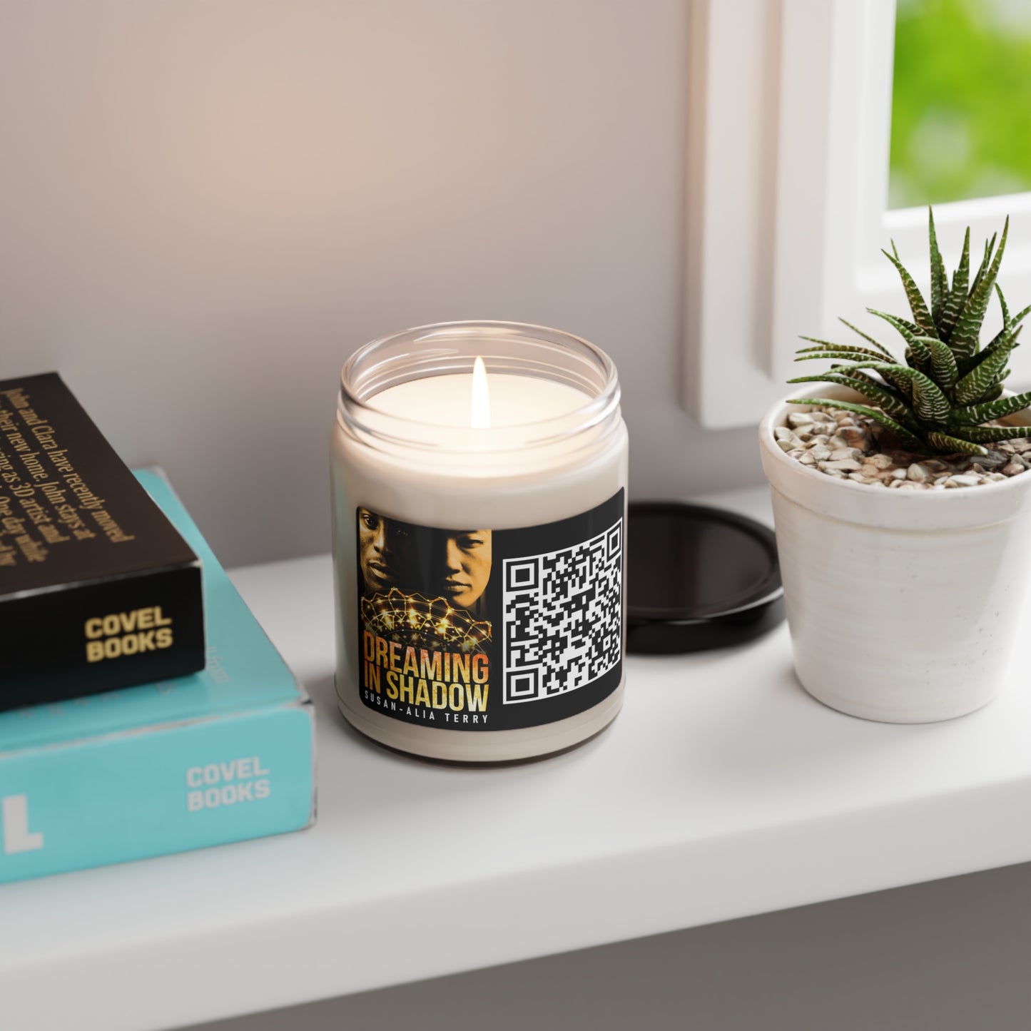 Dreaming In Shadow - Scented Soy Candle